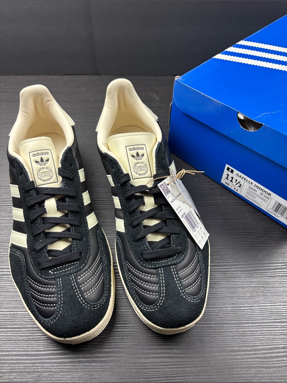 NEW* Adidas Black and Cream Gazelle Indoor Sneakers size: 11.5
